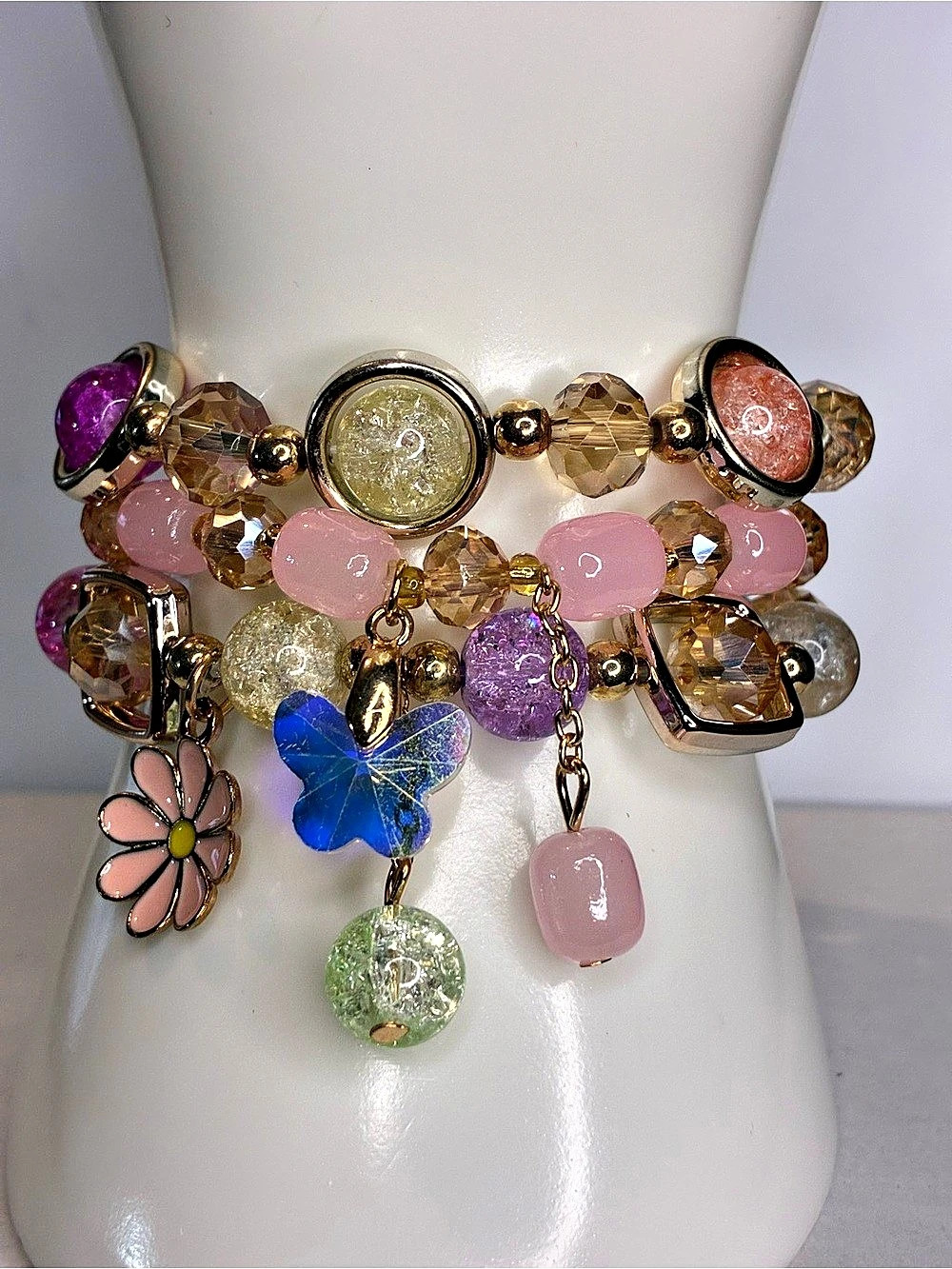 Glass Faceted Beaded Floral And Butterfly Charm Bracelet in Pink & Gold